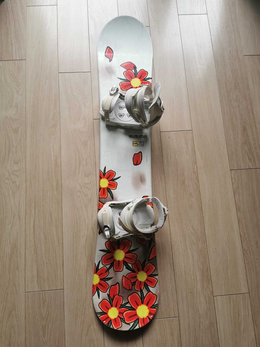 Deska snowboardowa damska 145cm