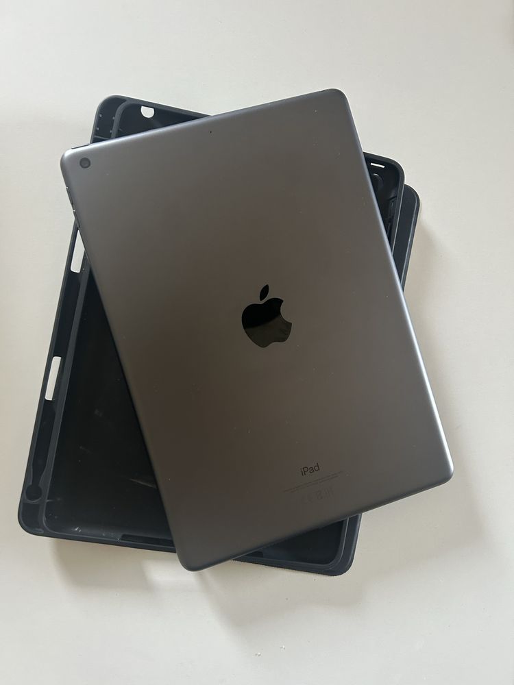 Ipad 9 gen 64GB 17.1.2