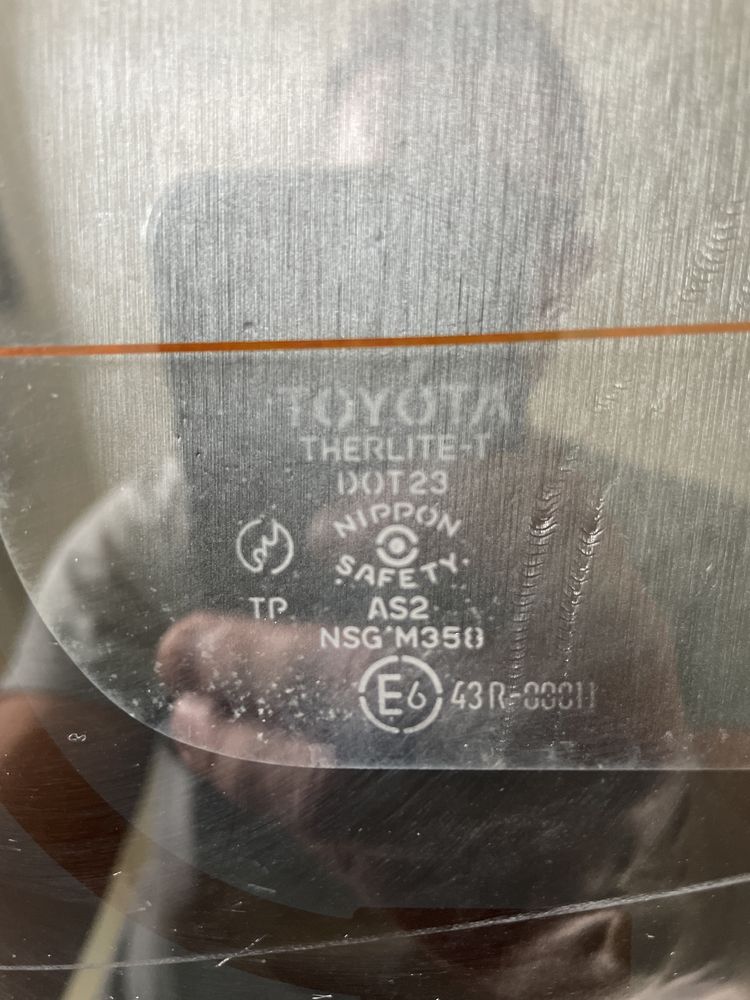 Toyota Corolla E10 E100 3/5D 92-97 / szyba tylna tył / ORG. / Montaż