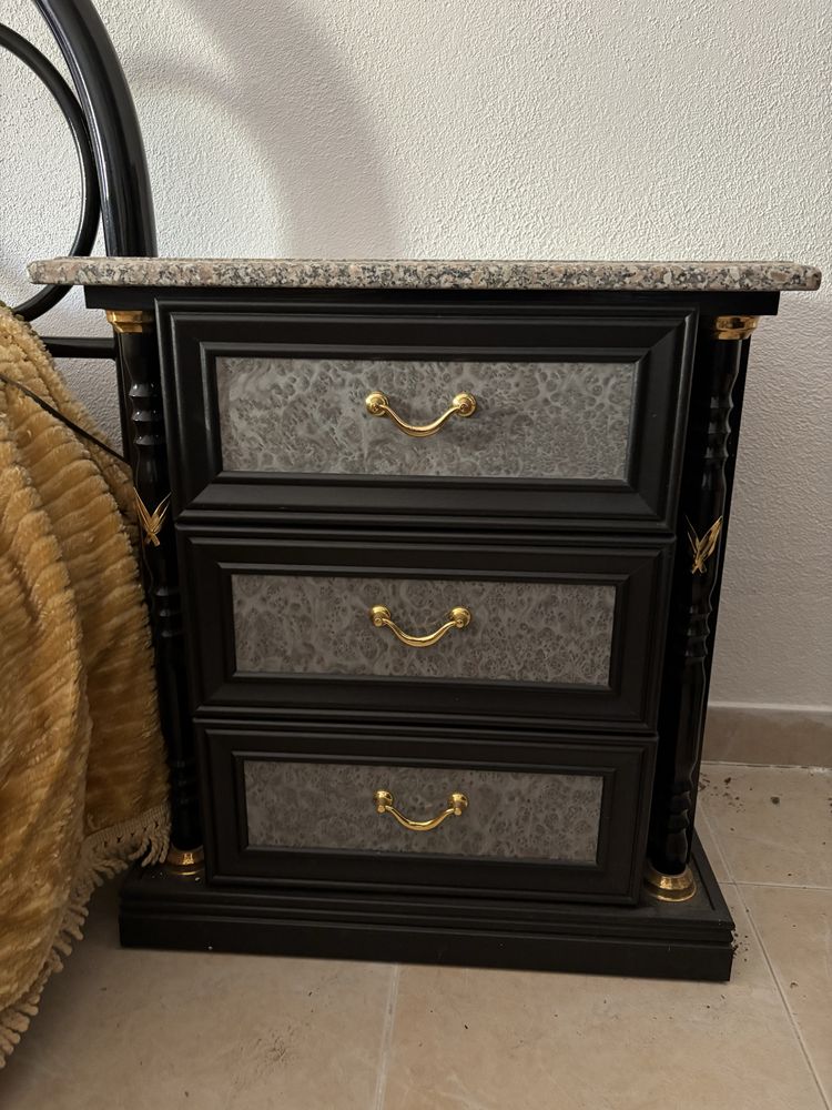 Mobilia de quarto completa - vende-se