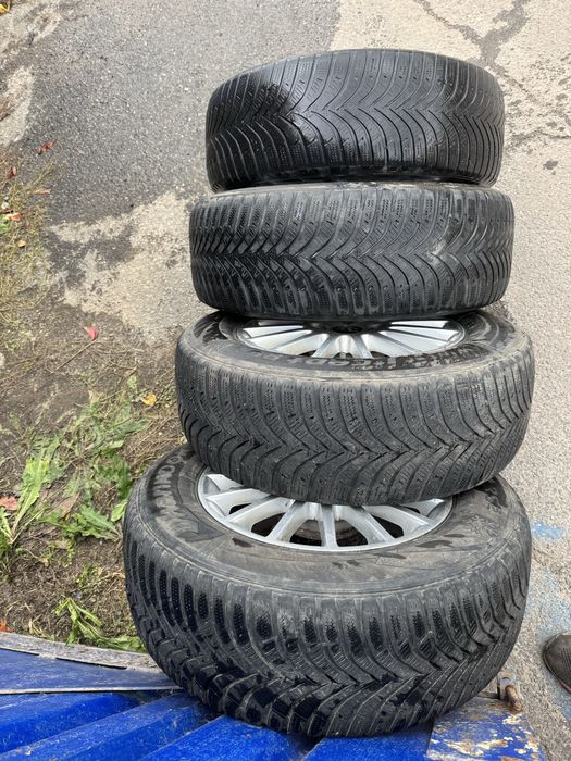 Диски Шини Peugeot 3008 5008 Partner Citroen Picasso C3 Berlingo R 15