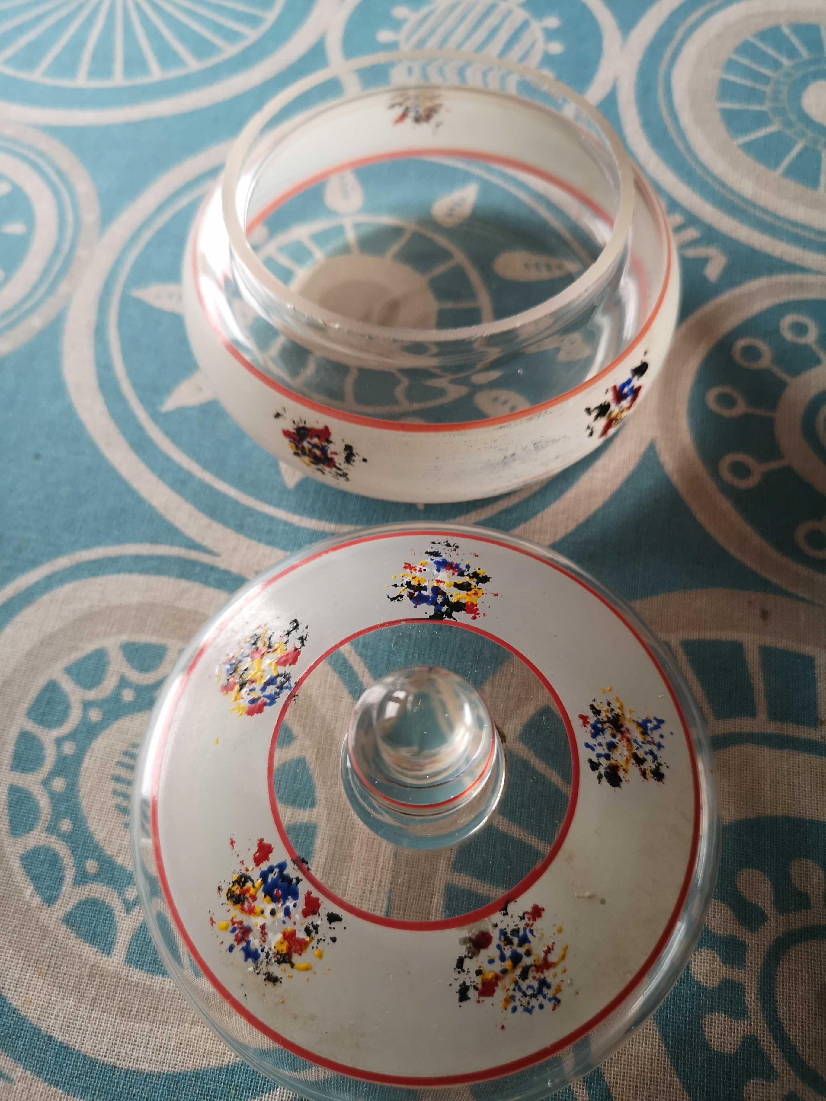 2 manteigueiras antigas
