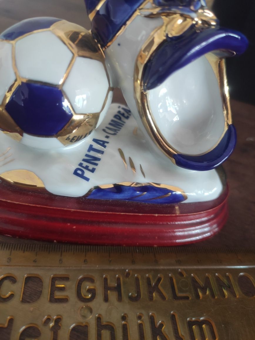 Estatueta em porcelana FC Porto penta-campeao
