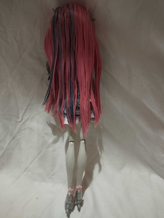 Ляльки монстер хай