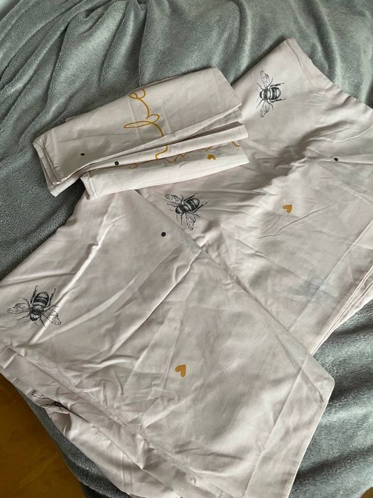 Нова двоспальна постіль Англія