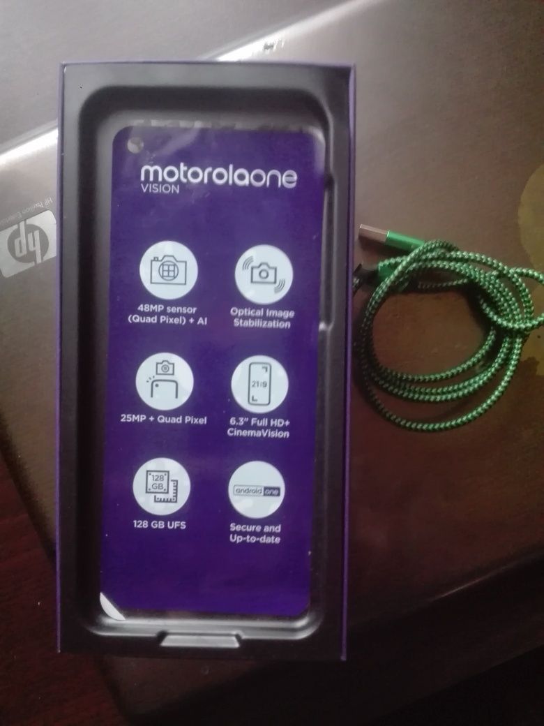 Motorola one vision