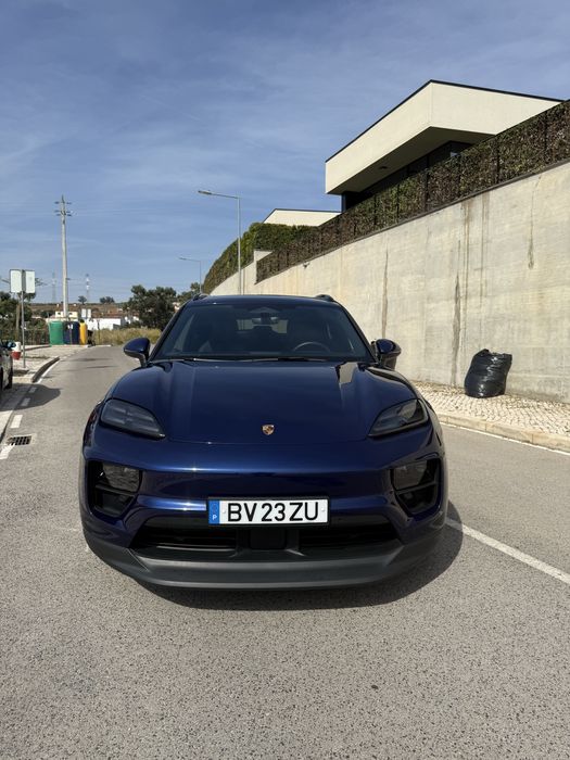 Porsche macan electric 4