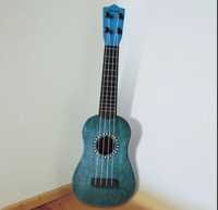 zabawkowe  ukulele