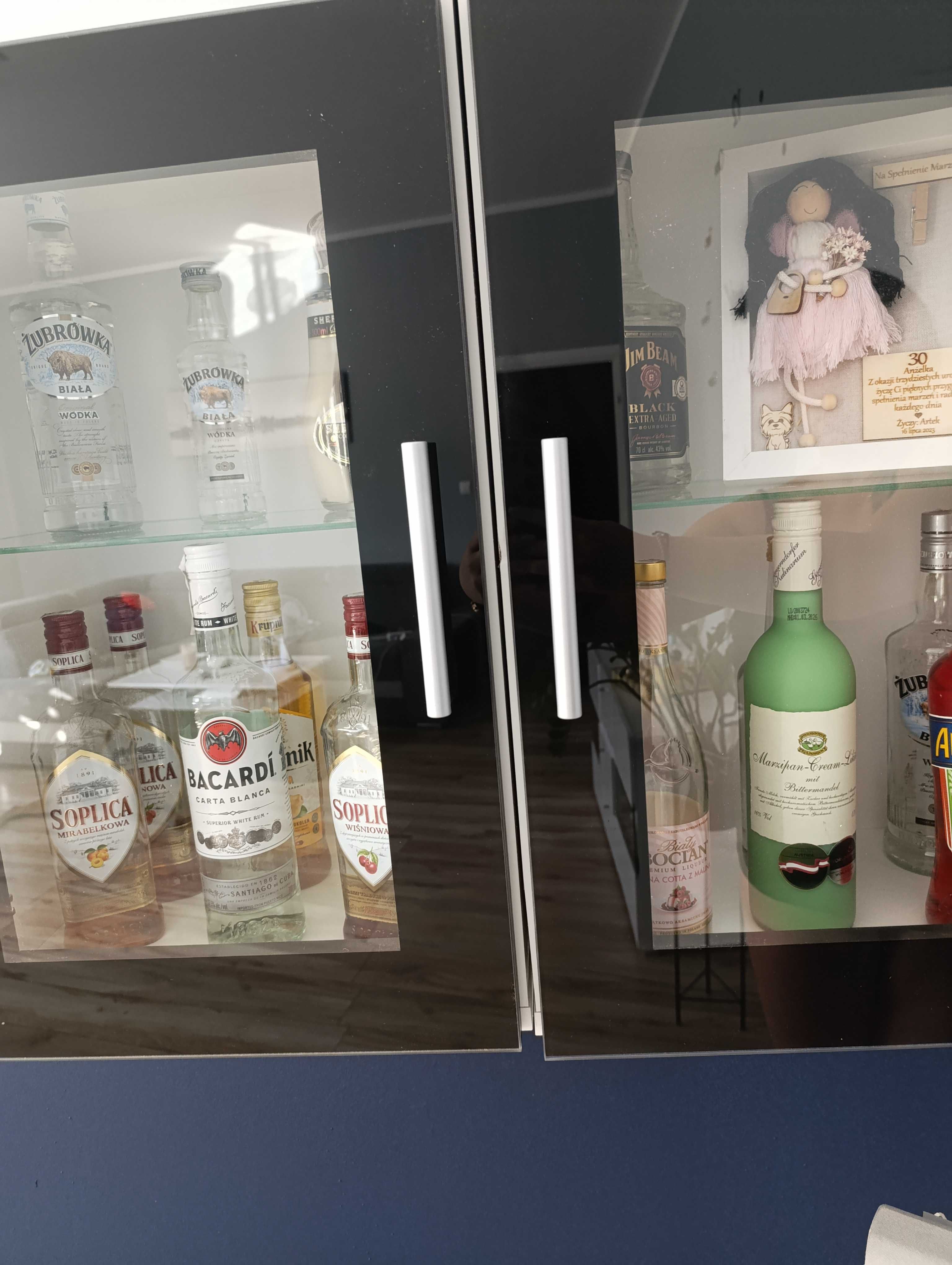 Meble do salonu w idealnym stanie