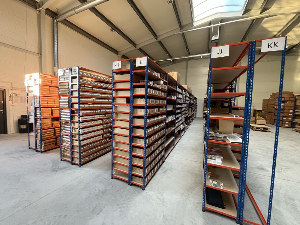 Regały metalowe do biura sklepu magazynu garażu warsztatu 200x100x40