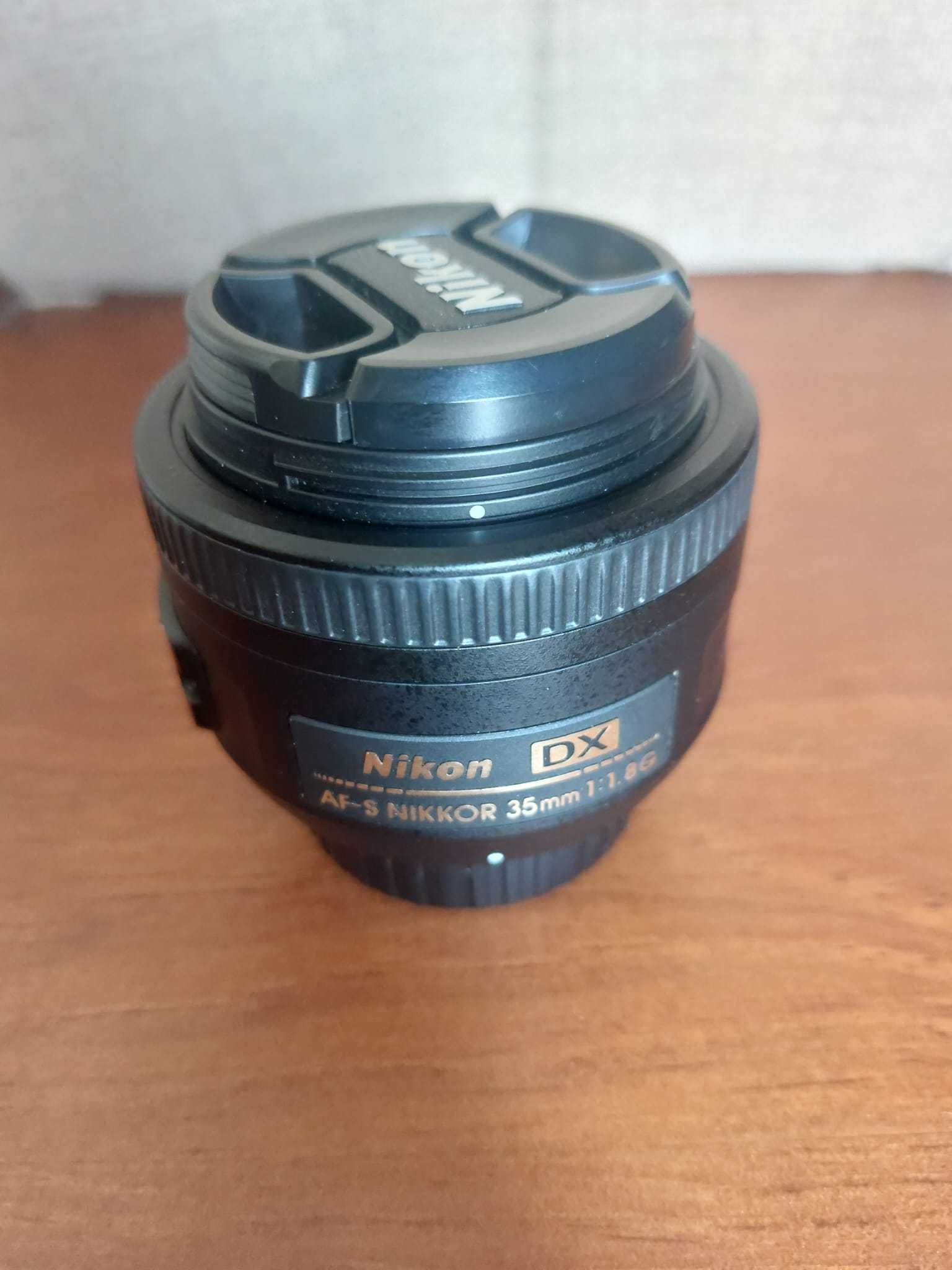 Nikon D3500 + 3 Lentes