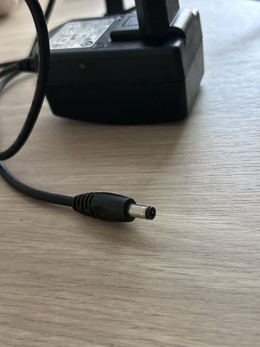 kabel z wtykiem zasilania typu DC (barrel jack) zasilacz