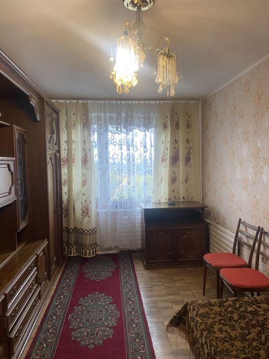Оренда кімнати на вул. Кіото, 13. Метро 10 хв. пішки.