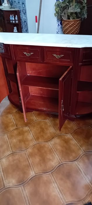 Sapateira antiga