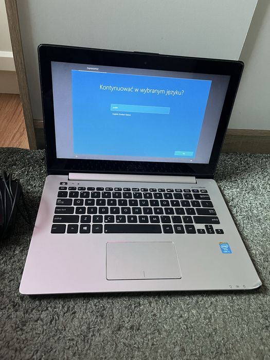Laptop asus Q301L ekran dotykowy