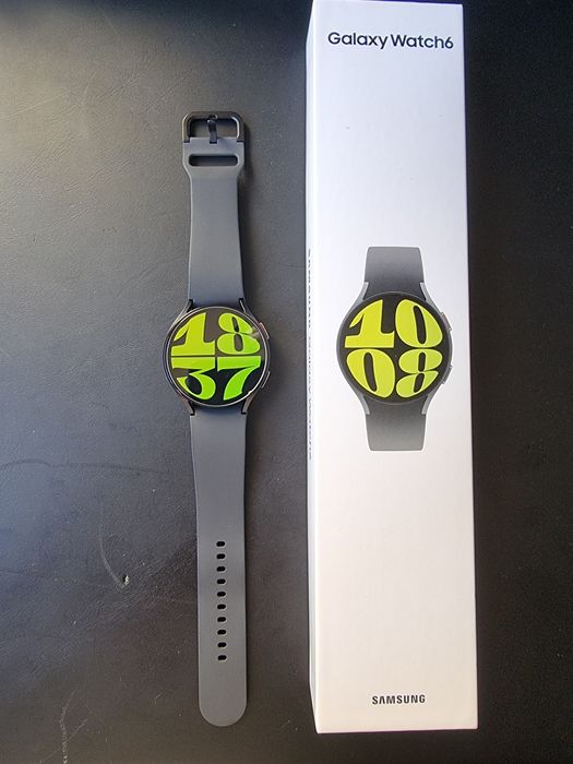 Samsung Galaxy Watch 6 44mm + acessórios