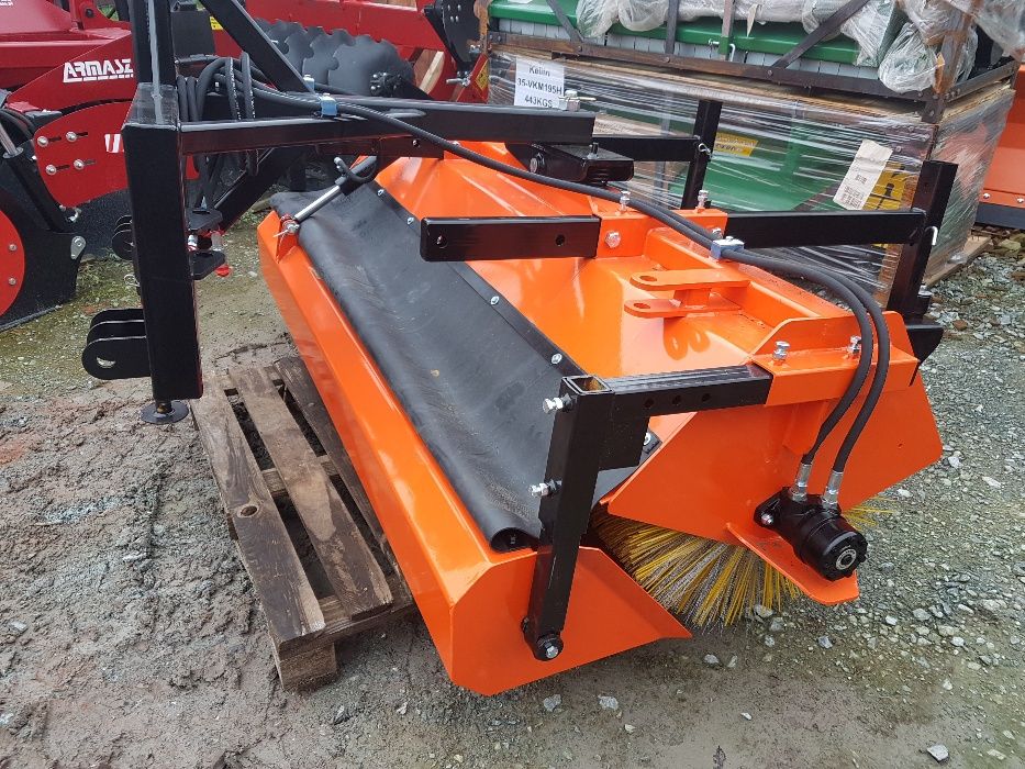 Zamiatarka 2,0m hydrauliczna szczotka do ciągnika Metal-Technik