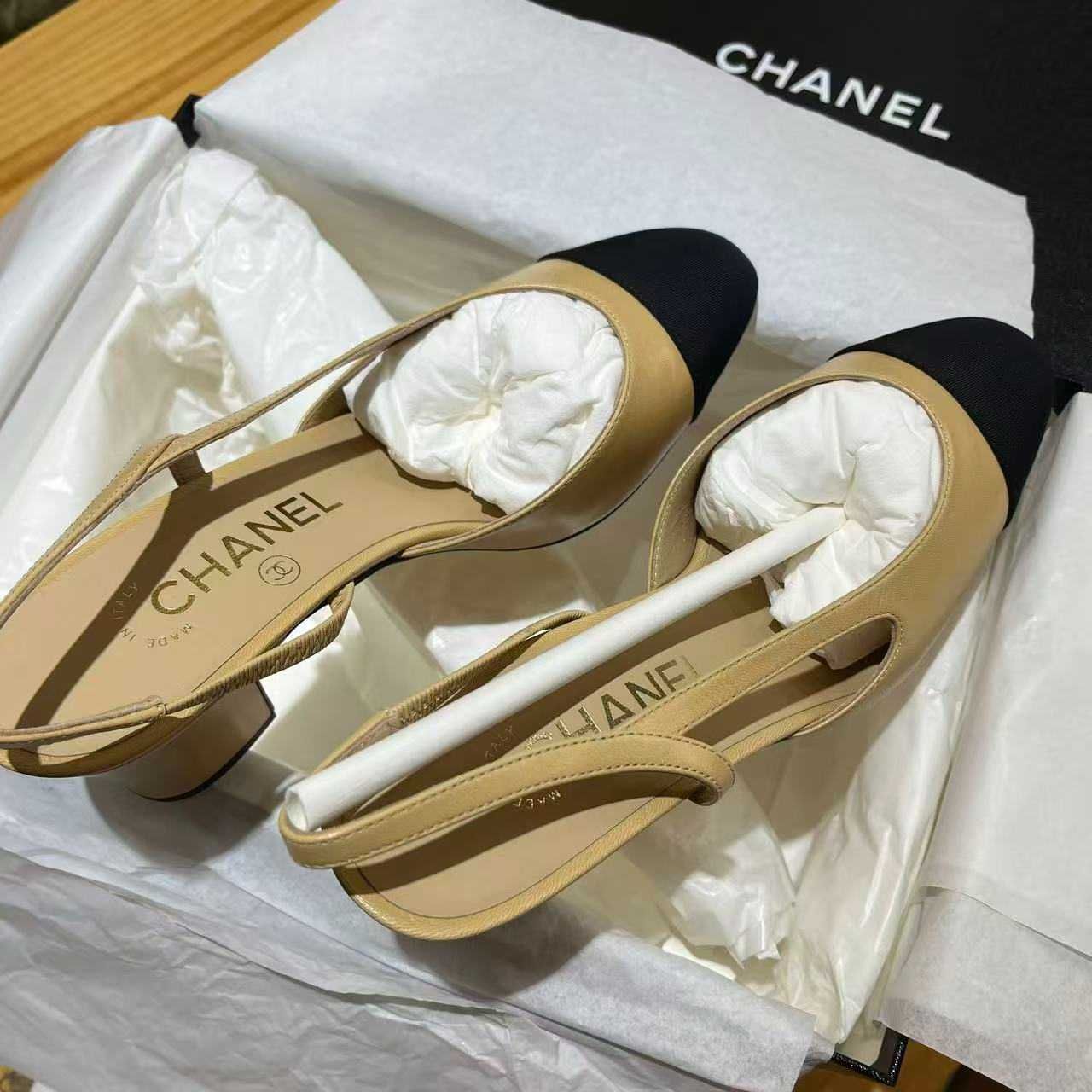 CHANEL, sapatos de salto alto, novos e tamanho sob medida