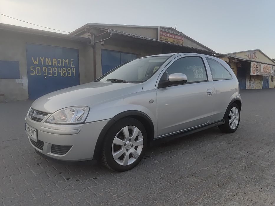 Opel Corsa C 2005 1.2 85km Klima