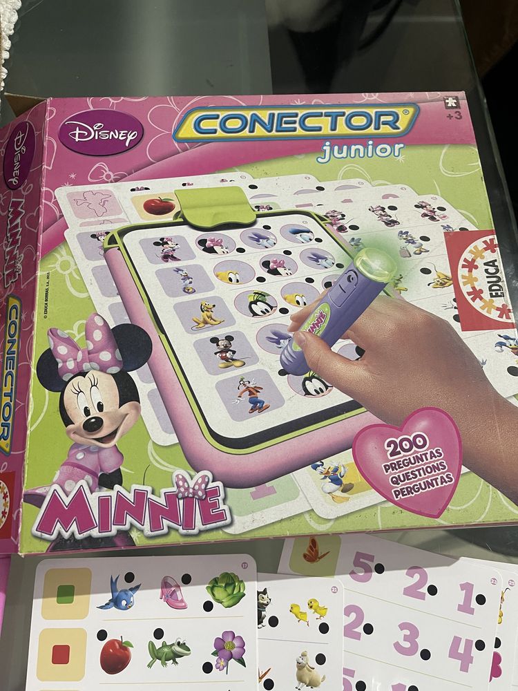Conector Júnior,Disney