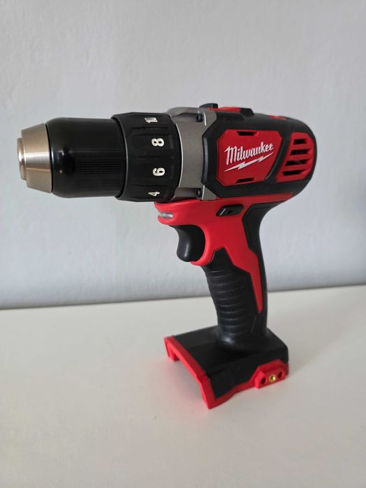 Wiertarko-wkrętarka Milwaukee 18V Nowa akumulatorowa