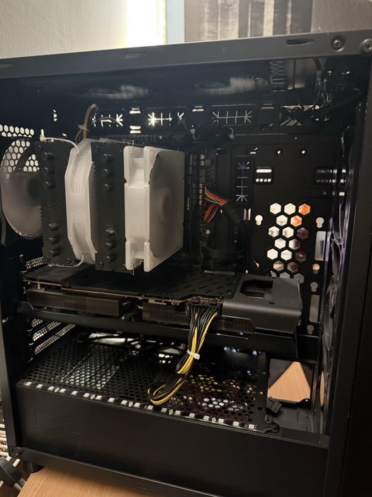 Amd radeon rx6800 16gb vram, xfx.