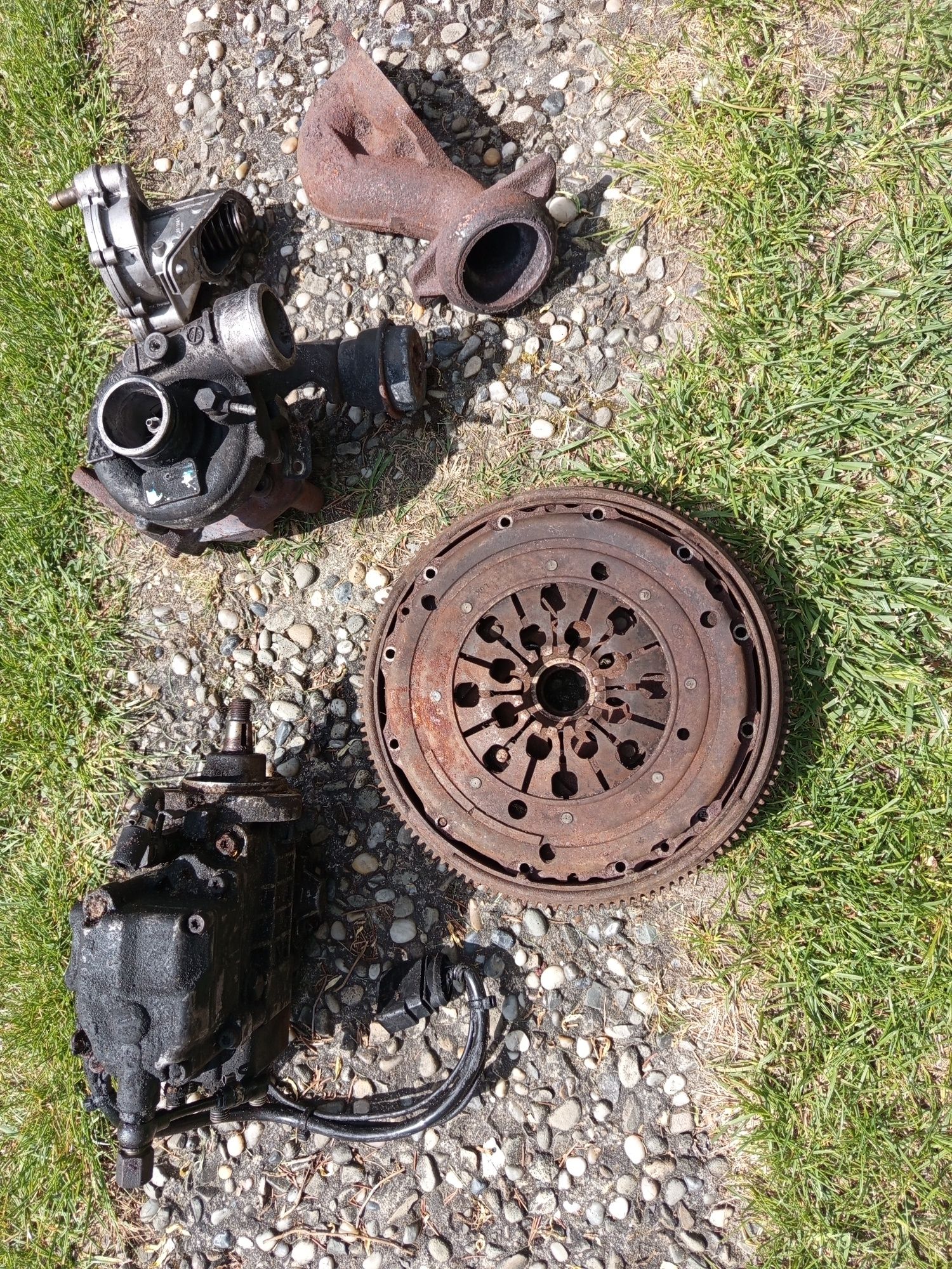Pompa wtryskowa, Turbo, pompa vacum, kolektor . VW T4 2.5 tdi