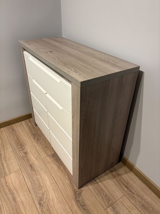 Komoda z szuflada i półkami