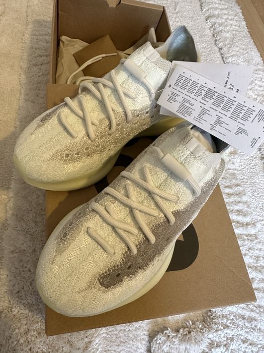 Adidas yeezy 380 calcite glow 38 2/3