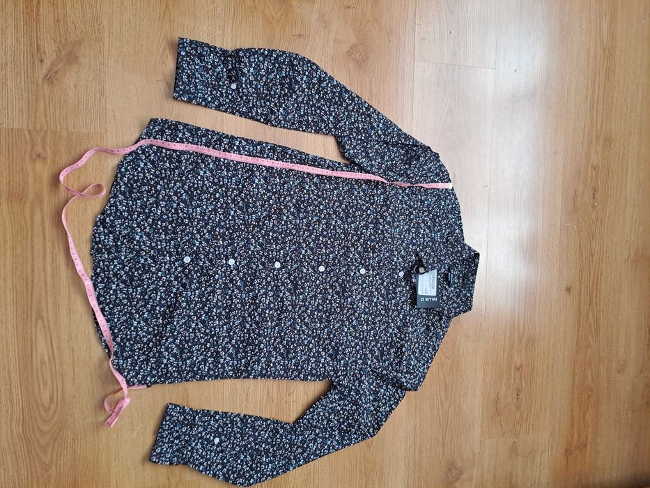 Рубашка худенького, високого хлопця 12-14 років