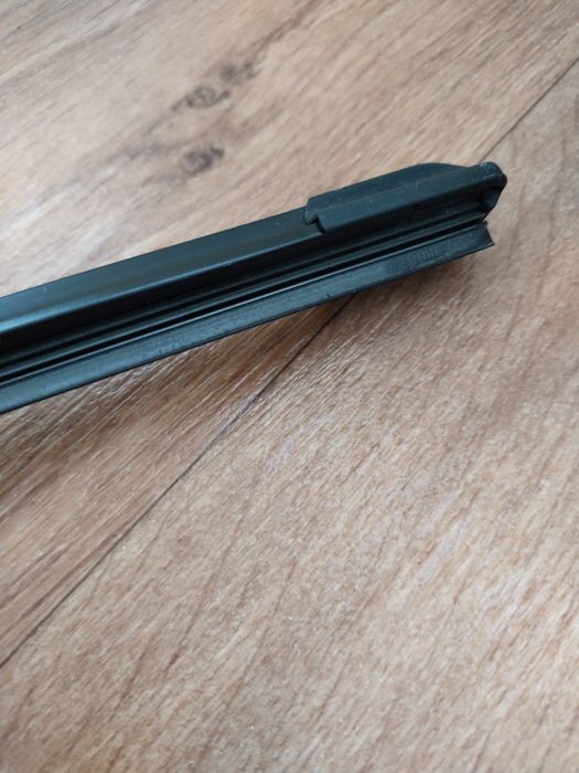 Двірники Пежо 3008.