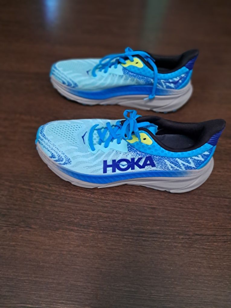 Кросівки Hoka Challenger Atr 7.                 Р 43 1/3. 27..5см