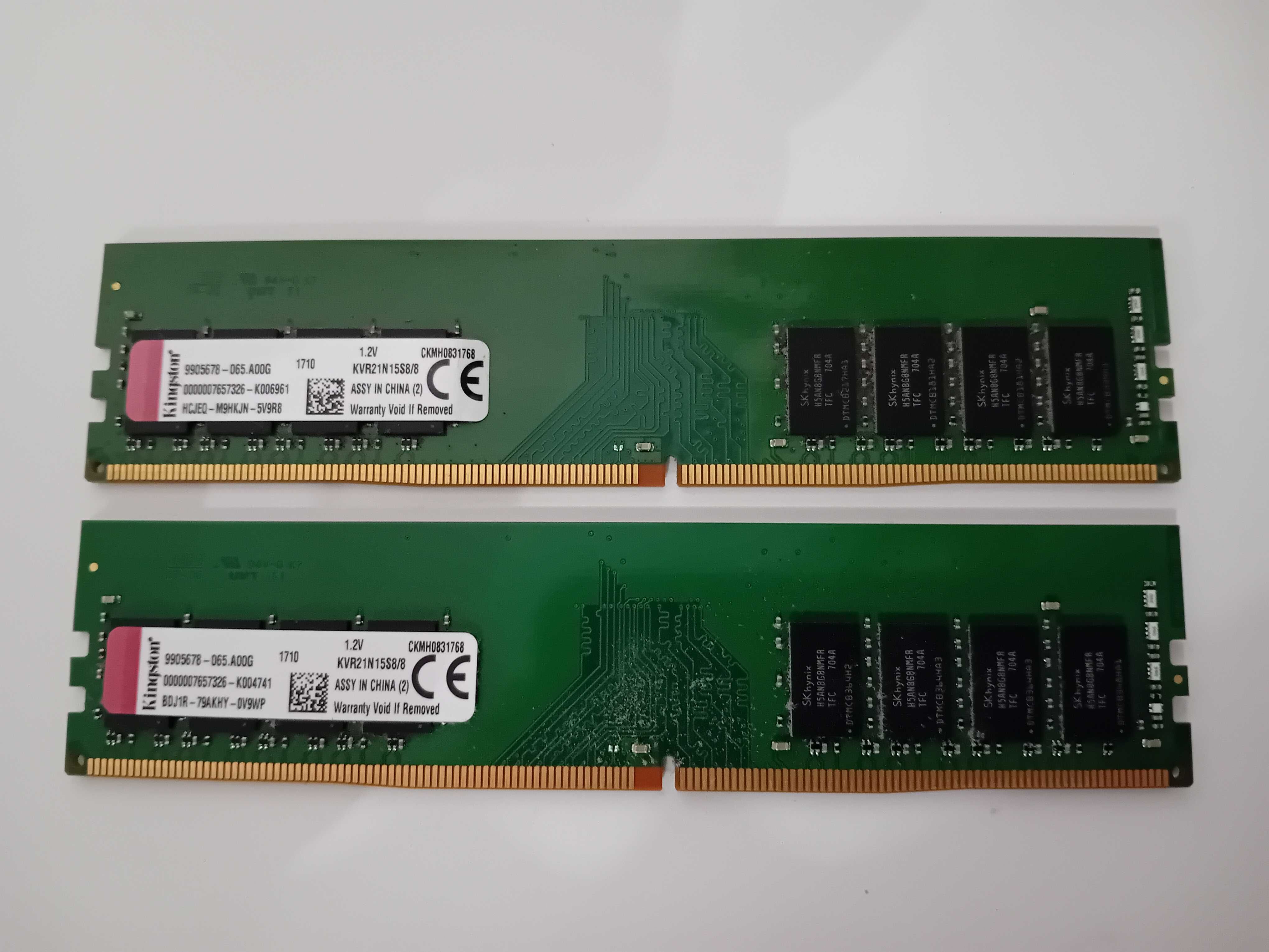 Memórias 8GB DDR4-2133 CL15 SDRAM