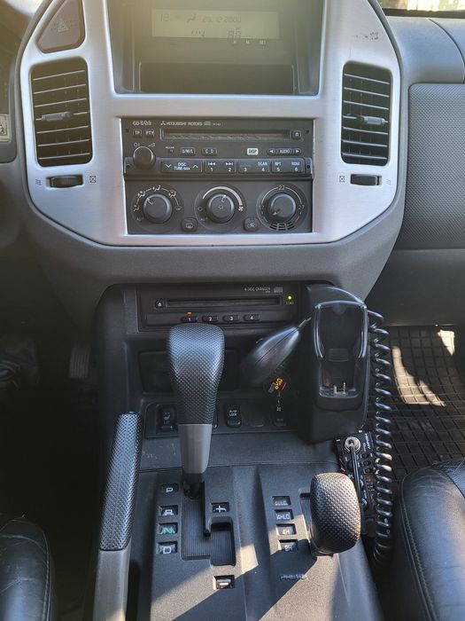 Mitsubishi pajero повнопривідний