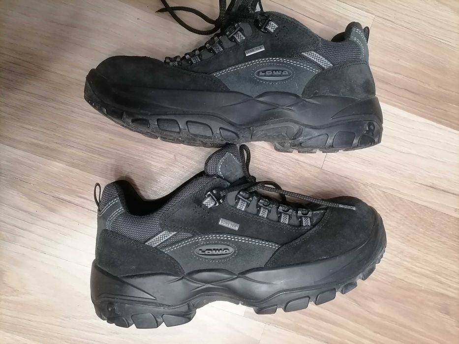 Buty trekkingowe lowa
