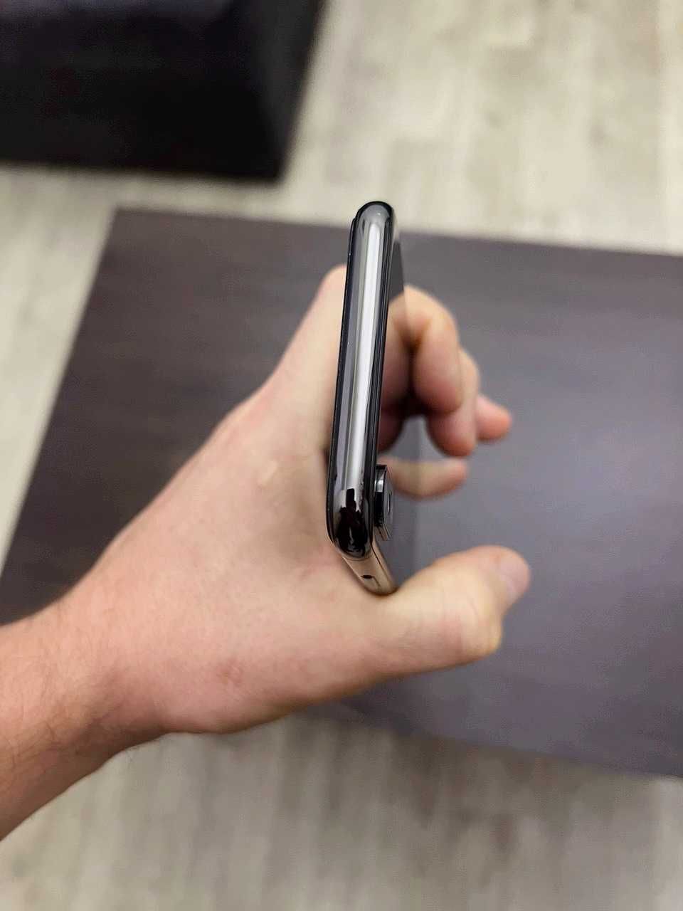 iPhone X 64GB – легенда, которая ищет нового хозяина!