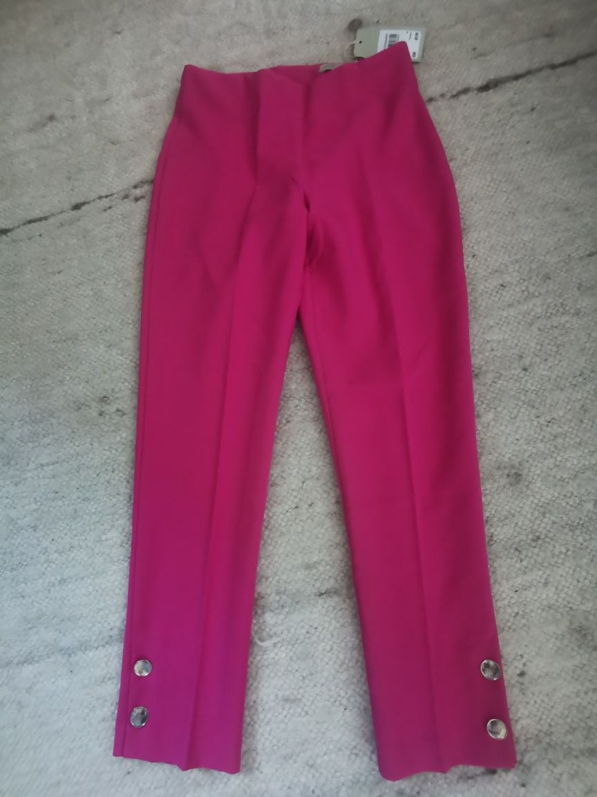 Calça nova Rinascimento