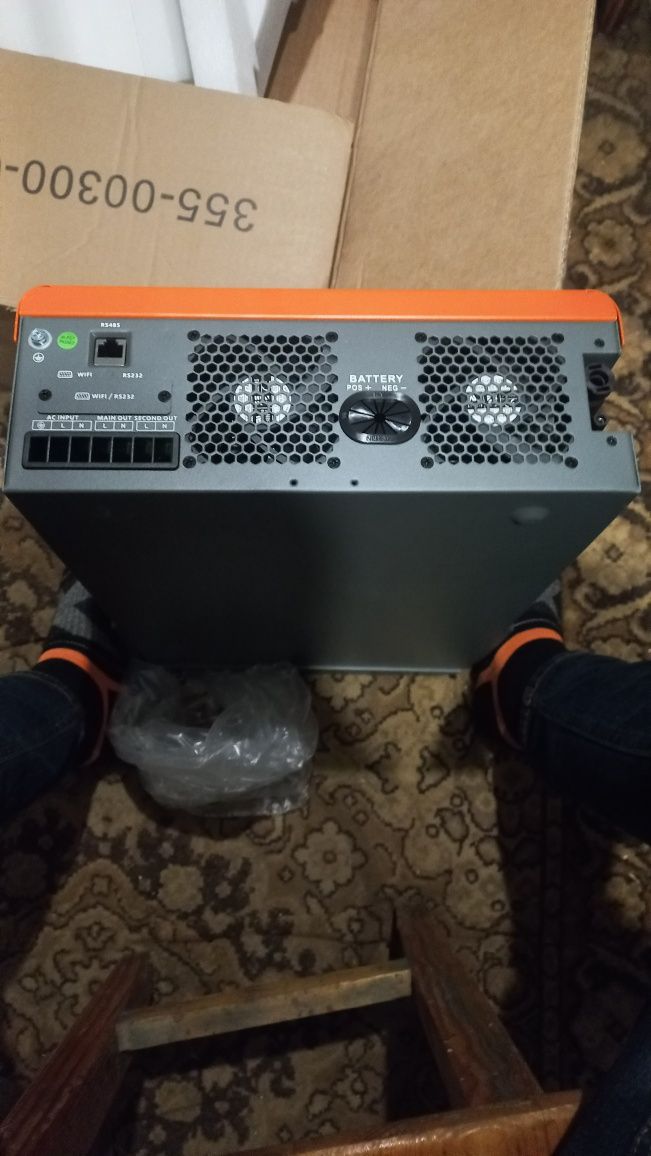 Продам інвертор Powmr 6,2кв