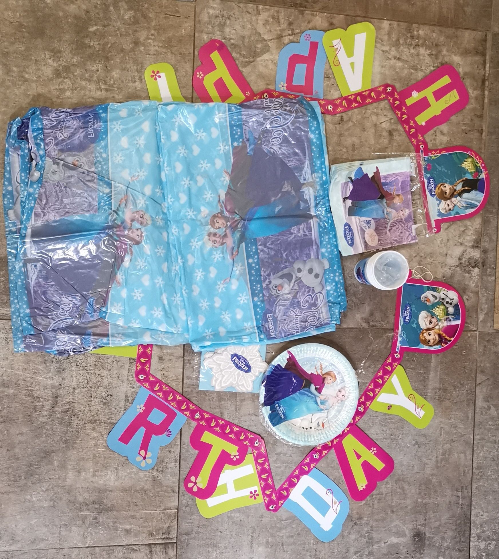 Sukienka Frozen Kraina Lodu Disney 104cm 3-4 lata PIĘKNA plus gratisy!