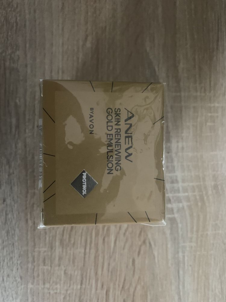 Avon Anew golden emulsion protinol