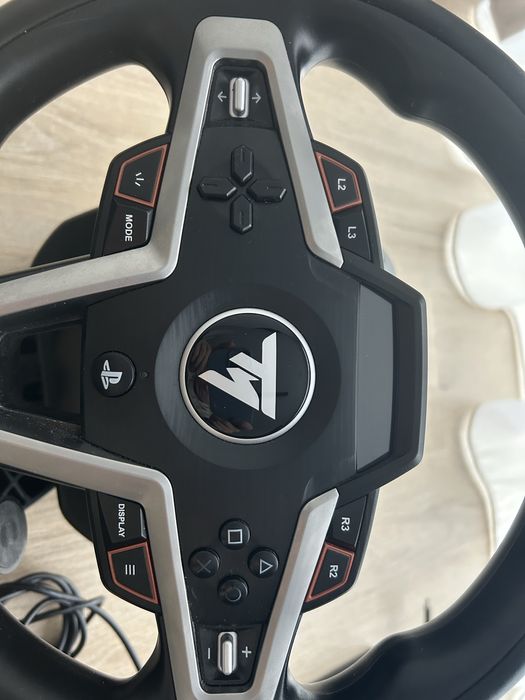 Thrustmaster T248 PS4 PS5 PC Wyścigowa kierownica i zestaw pedałów