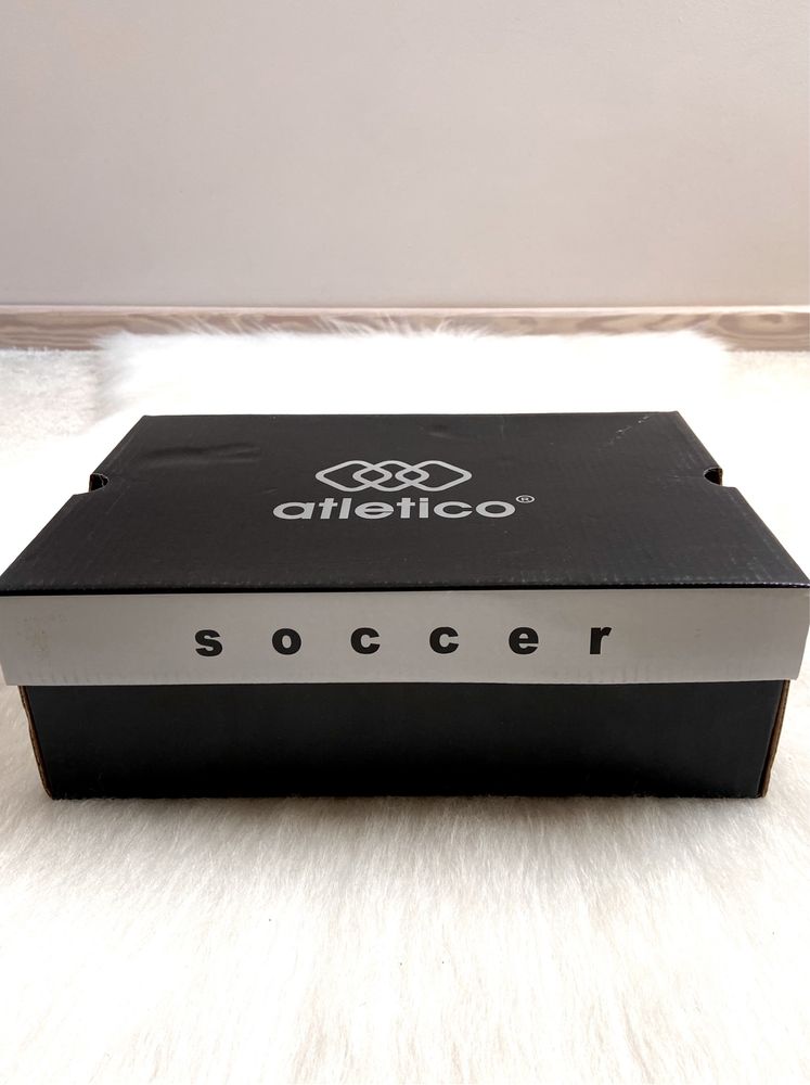 Żółte buty/korki do gry w piłkę nożną marki Atletico rozmiar 37