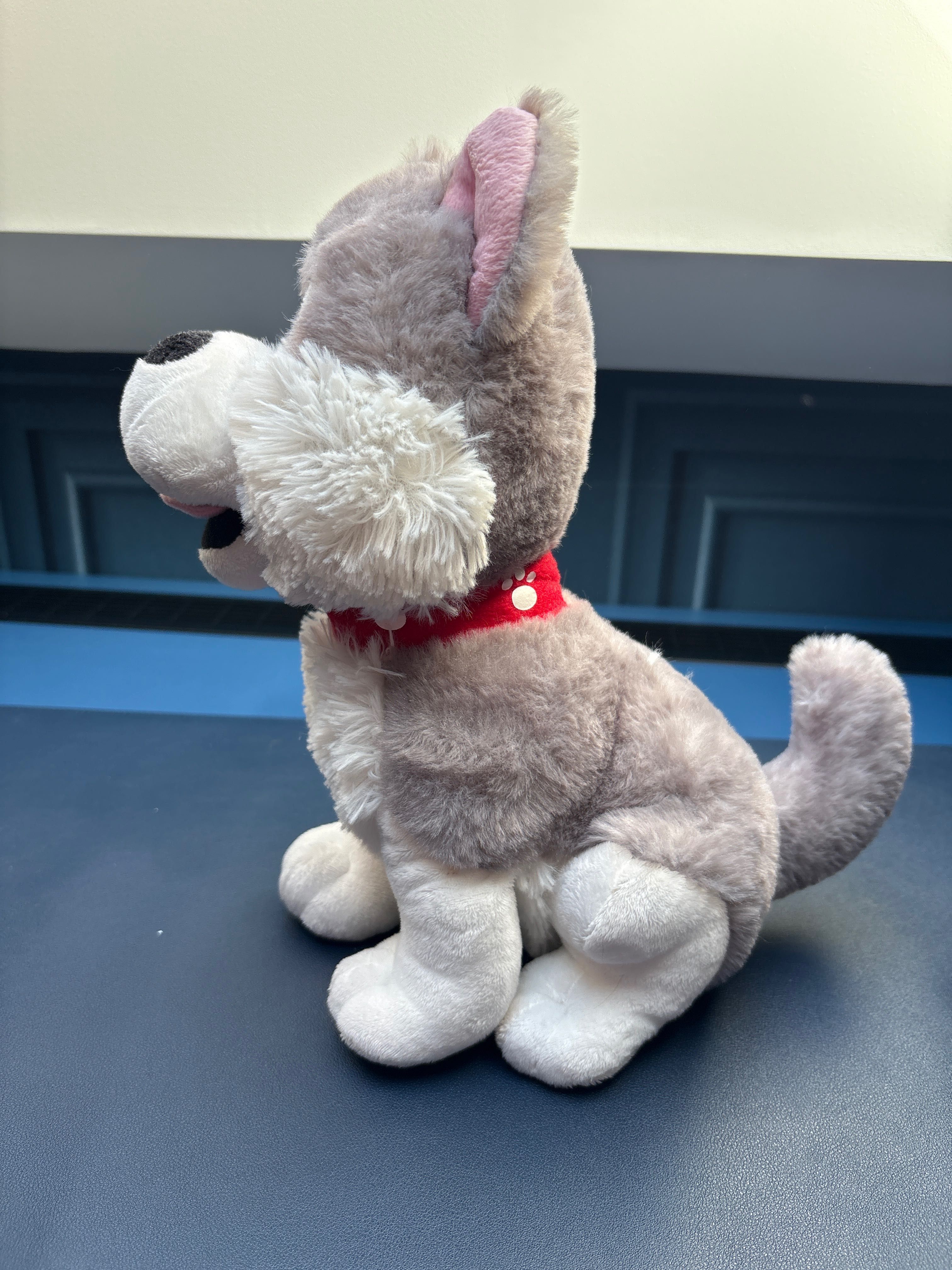 Husky maskotka z dźwiękiem