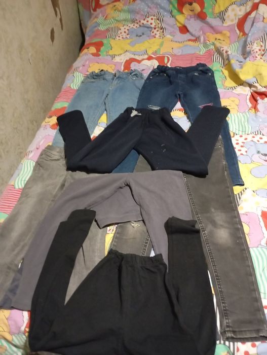 Безкоштовно речі на дівчинку