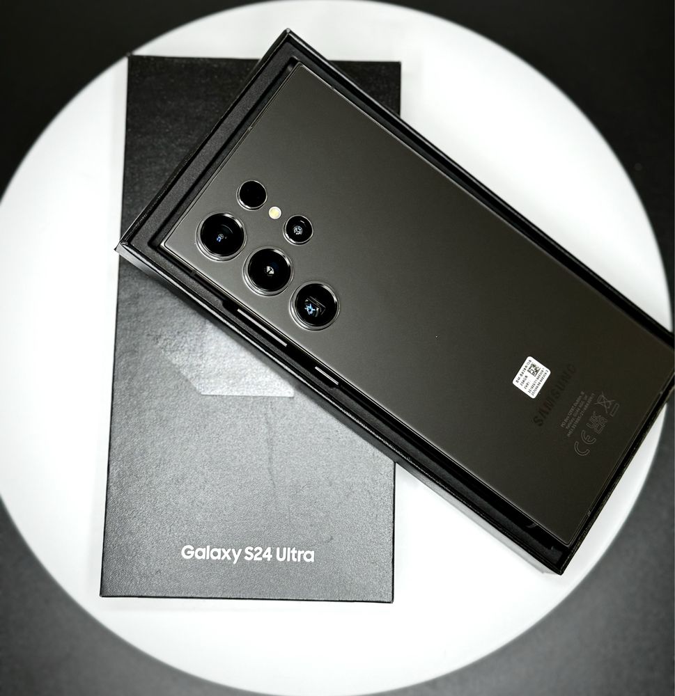 Samsung Galaxy S24 ULTRA 12/256gb black jak nowy