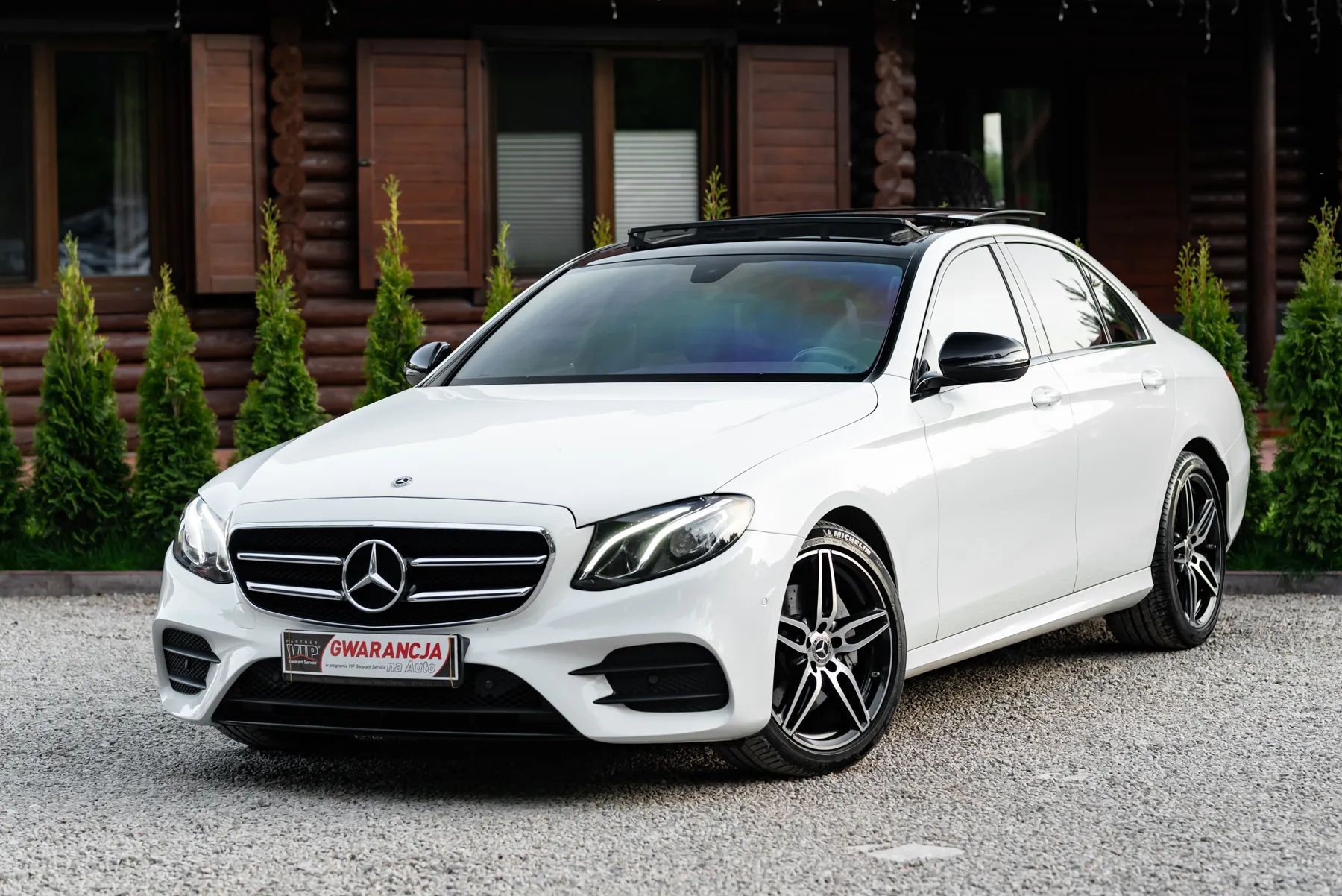 Mercedes-Benz Klasa E AMG 2.0 195KM 4MATIC Panorama Burmaster Navi Ele. Grz. Fotele Kamera