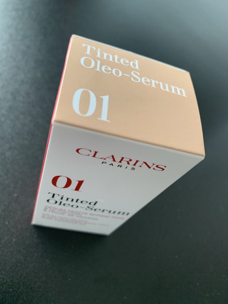 Nowy podklad oleo serum Clarins 1