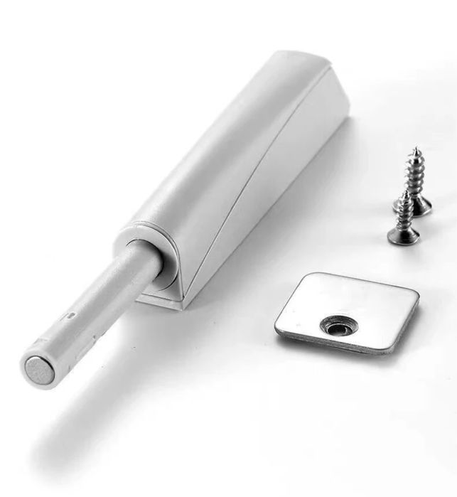 Відштовхувач Отбойник Фурнітура