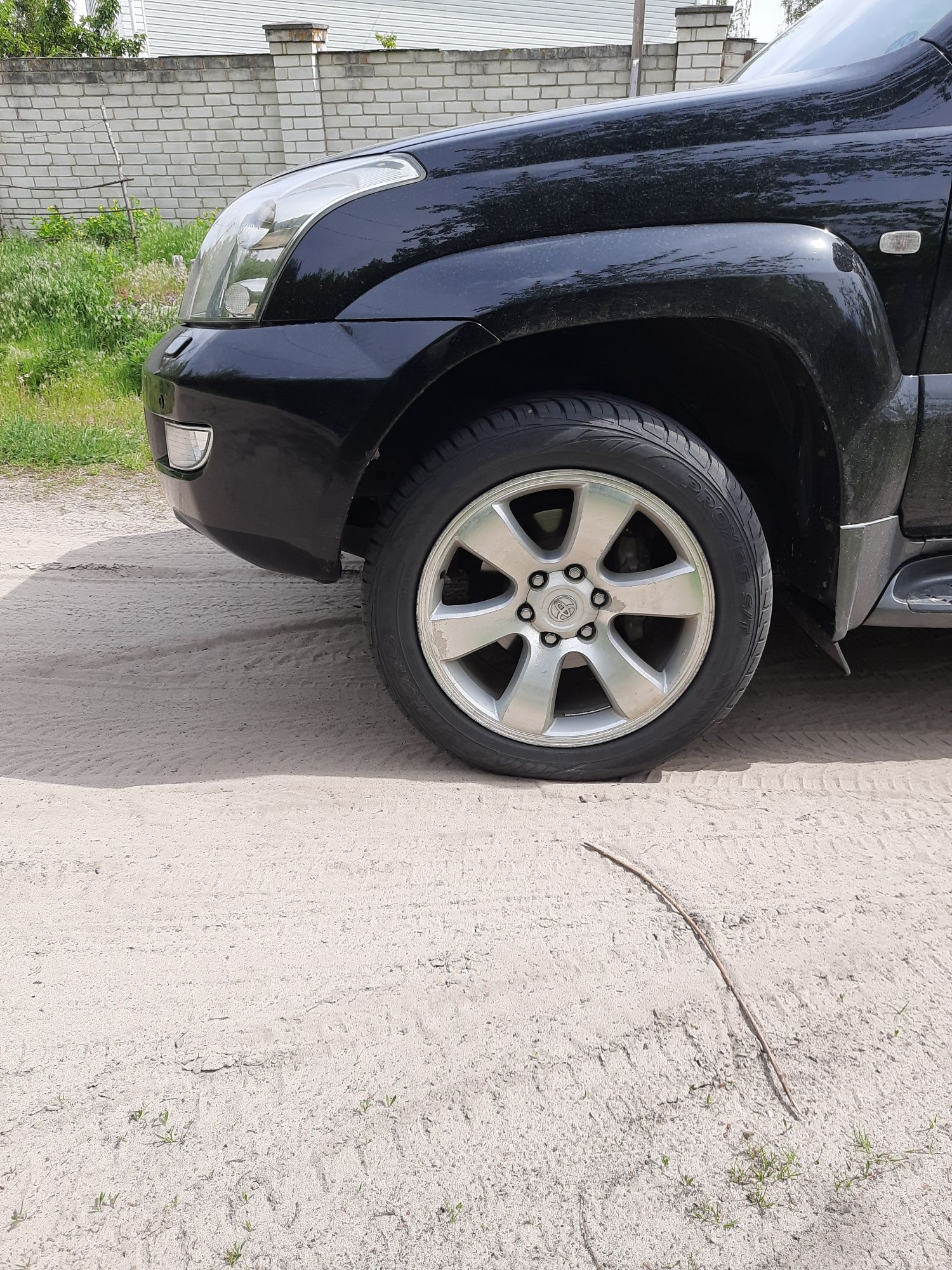 Продам диски 6*139,7 r20 toyota prado