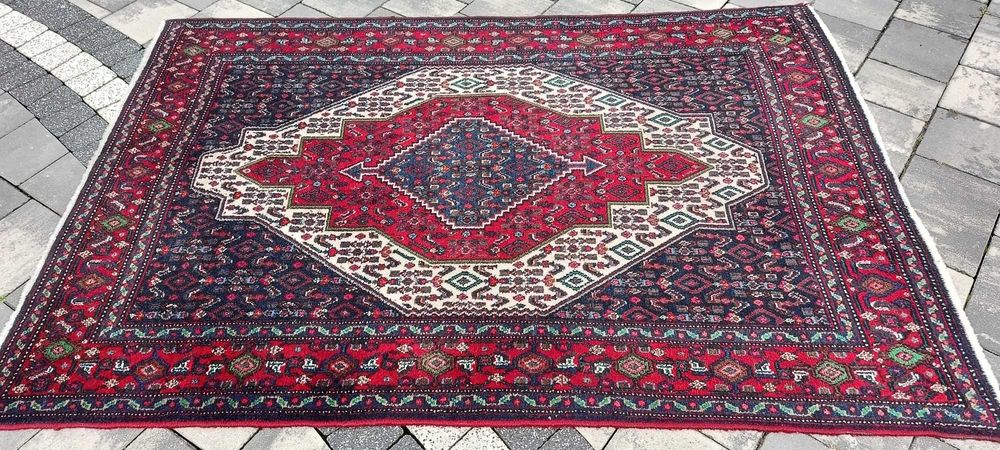 Senneh dywan wełniany tkany ręcznie 166 x 114 cm wełna piękny perski